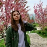 Настя Олейникова